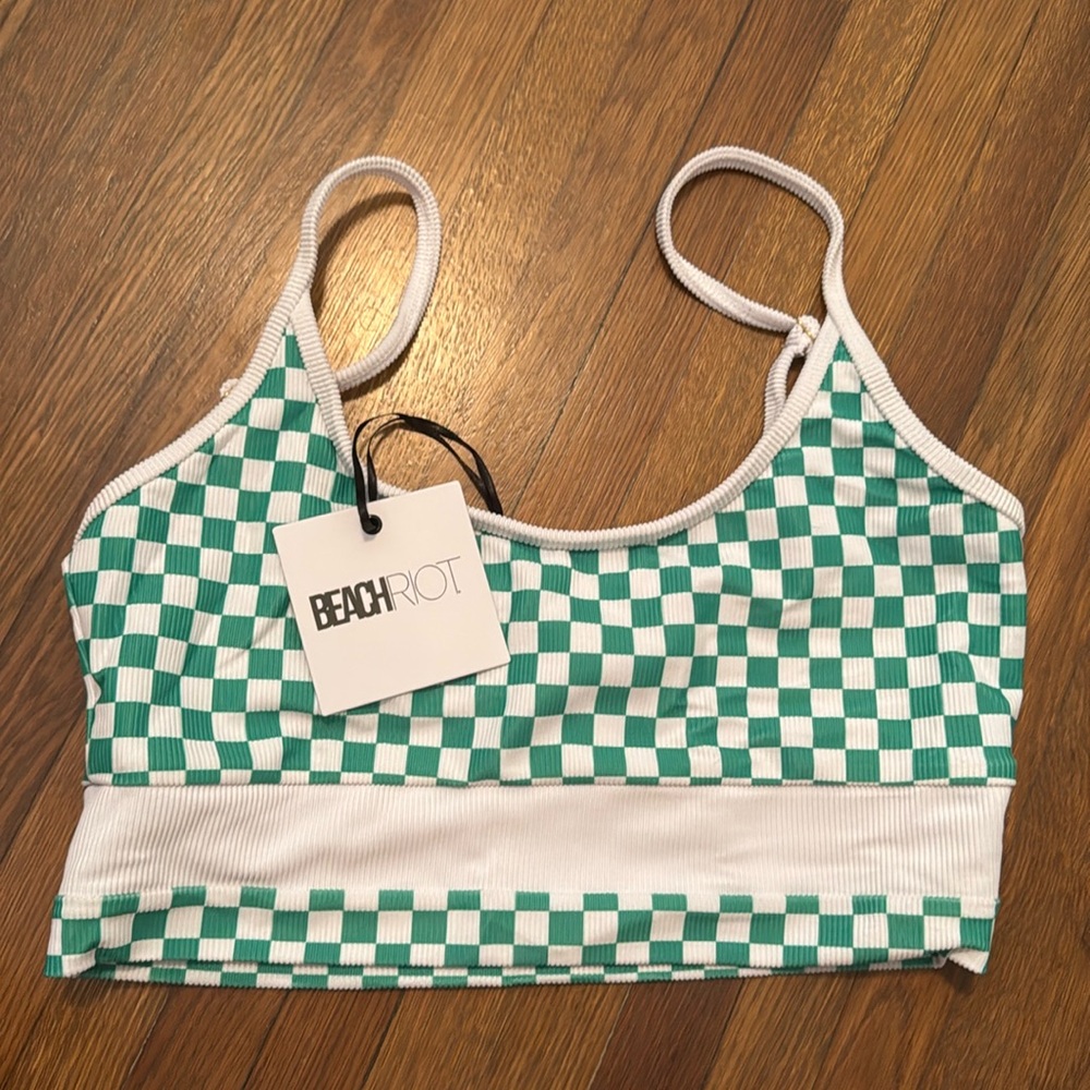 Beachriot swim NWT